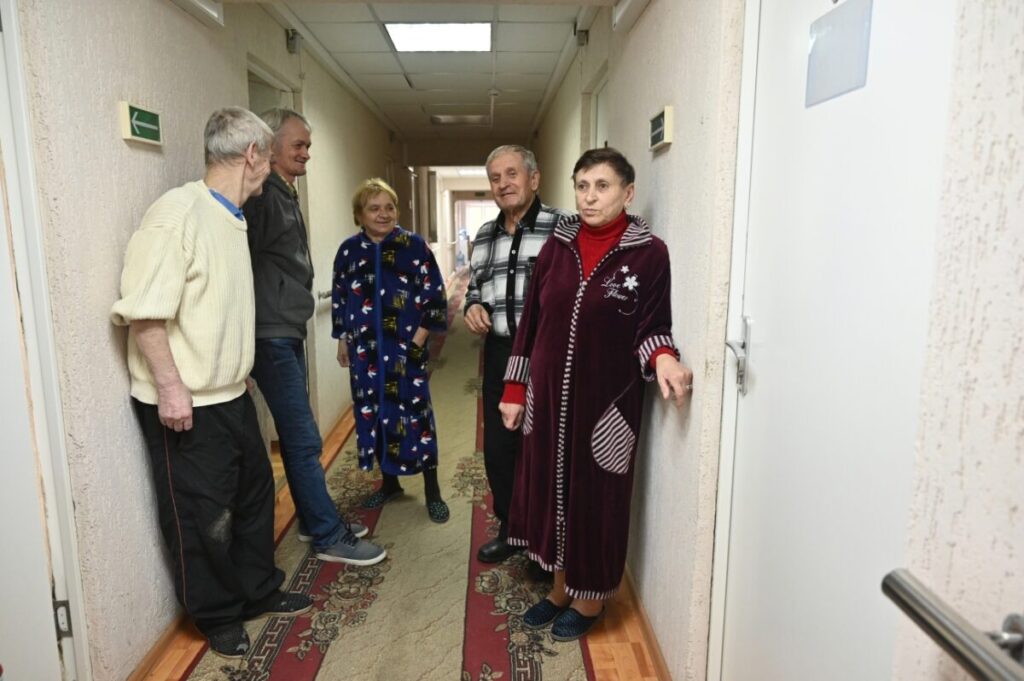 жизнь в интернатах